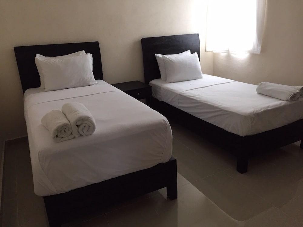 Whyz 4 You Private Rooms Puerto Morelos Exterior foto