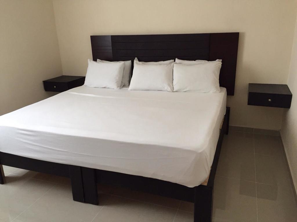 Whyz 4 You Private Rooms Puerto Morelos Exterior foto